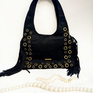 Bag to bag τσάντα μαύρη με κρόσια.