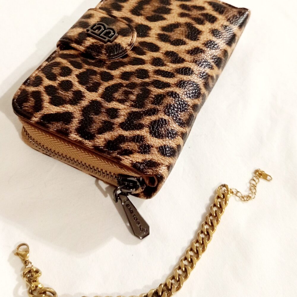 Bag to bag πορτοφόλι animal print.