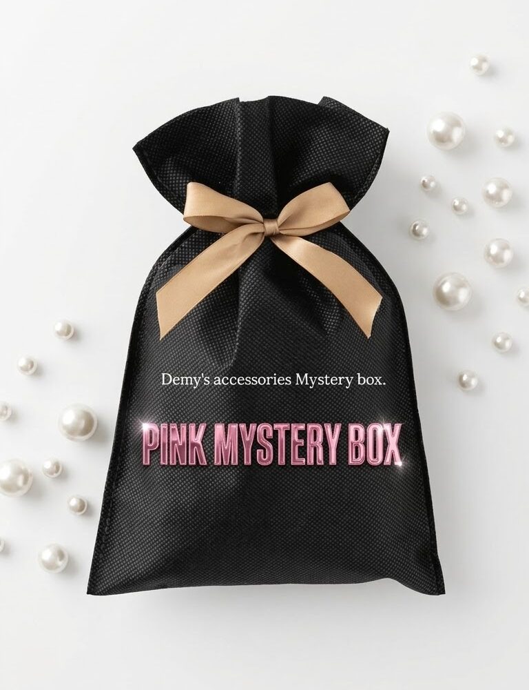 Demy's mystery box •PINK•🩷